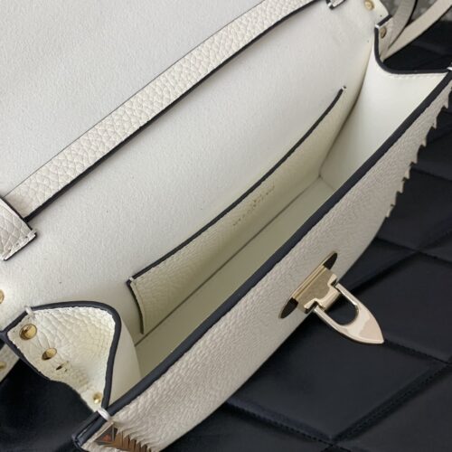 High Quality Luxury Valentino Garavani Rockstud Bag – Style 40981 product detail