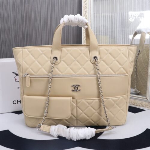 chanel latest shopping bag product photo 1