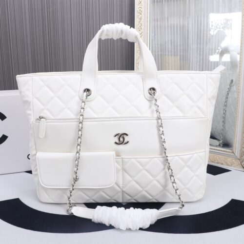 chanel latest shopping bag product photo 1