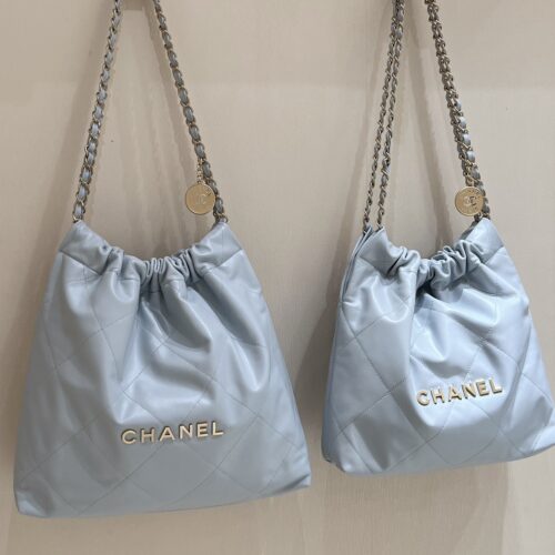 CHANEL 22 Tote Bag Big product photo 7