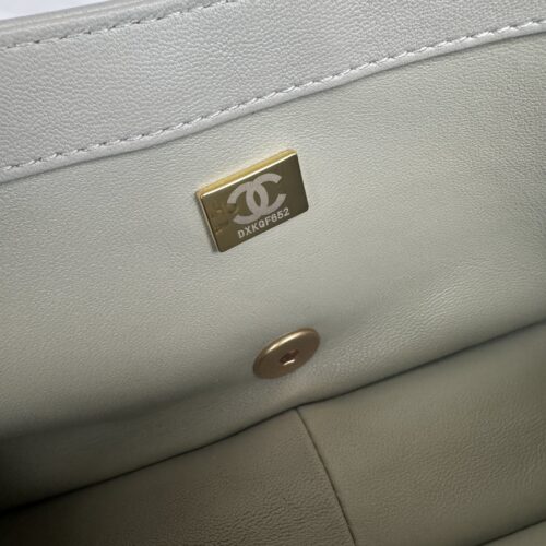 CHANEL Mini Pearl Crush Flap Bag product photo 9