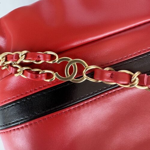 CHANEL 22 Backpacks product photo 5