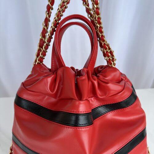 CHANEL 22 Backpacks product photo 7