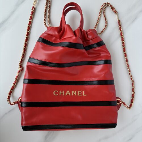 CHANEL 22 Backpacks product photo 9