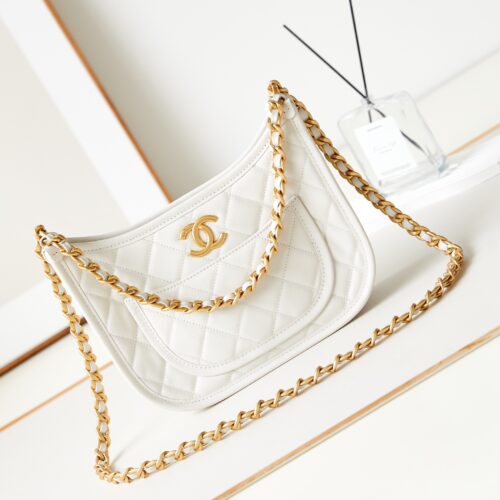 CHANEL HOBO HANDBAG product photo 1