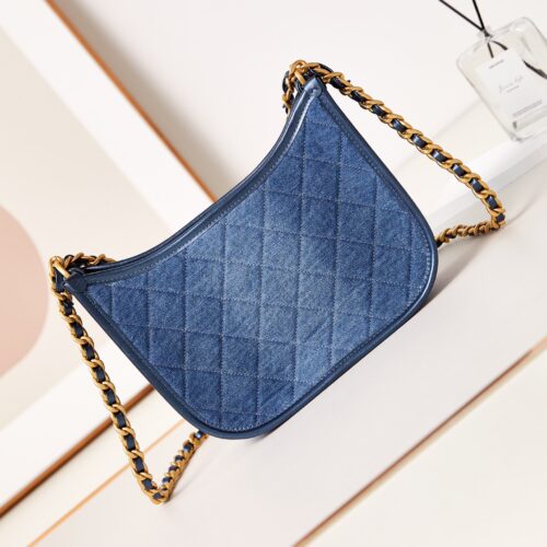 CHANEL HOBO HANDBAG product photo 5