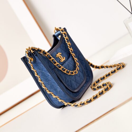 CHANEL HOBO HANDBAG product photo 6