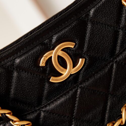 CHANEL HOBO HANDBAG product photo 2