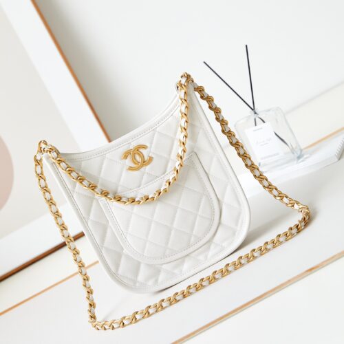 CHANEL HOBO HANDBAG product photo 1