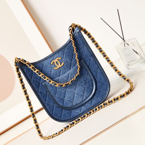 CHANEL HOBO HANDBAG product photo 1