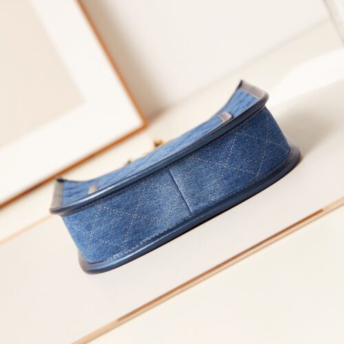 CHANEL HOBO HANDBAG product photo 2