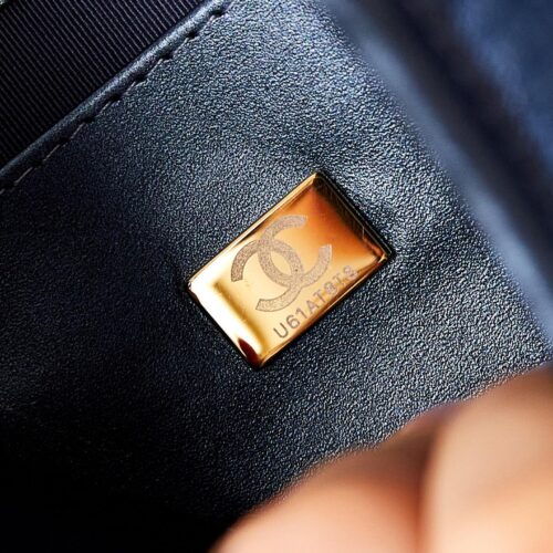 CHANEL HOBO HANDBAG product photo 5