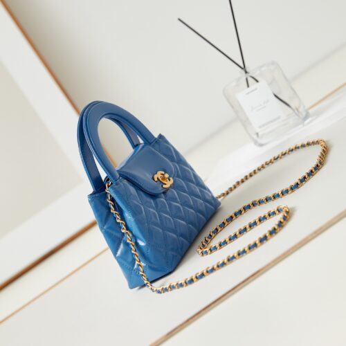 Chanel Kelly Handbag product photo 4