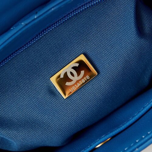 Chanel Kelly Handbag product photo 9