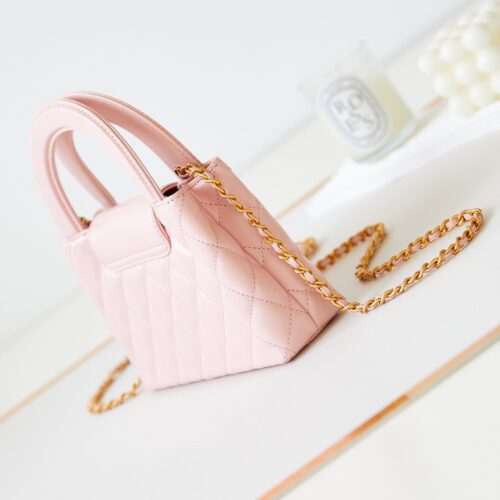 Chanel Kelly Handbag product photo 4