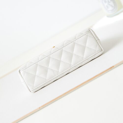 Chanel Kelly Handbag product photo 6