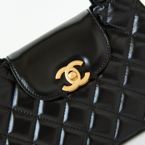 Chanel Kelly Handbag product photo 7