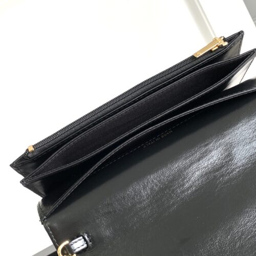 CHANEL Clutch With Chain product photo 8