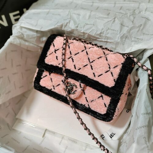 CHANEL SMALL FLAP BAG product photo 1