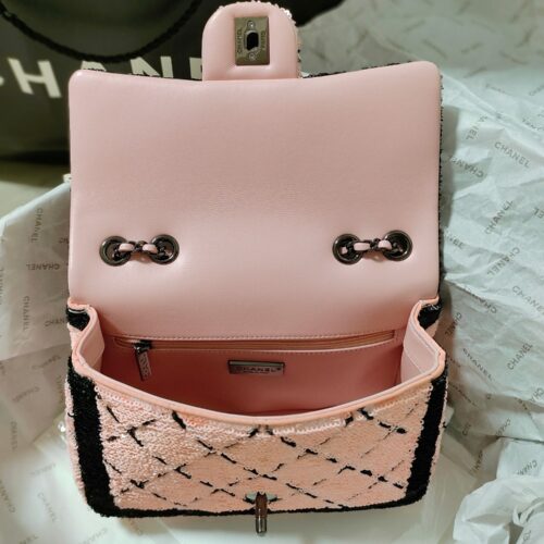 CHANEL SMALL FLAP BAG product photo 7