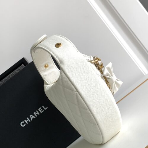 CHANEL MINI LOOP BAG product photo 2