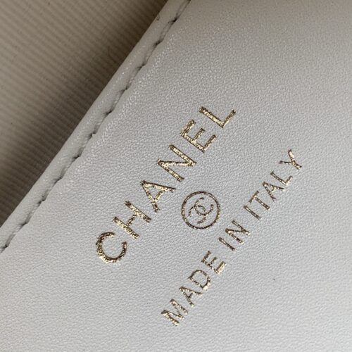 CHANEL MINI LOOP BAG product photo 9