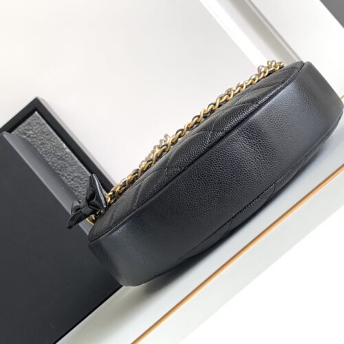 CHANEL MINI LOOP BAG product photo 4