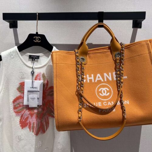 CHANEL SHOPPING TOTE BAG product photo 2