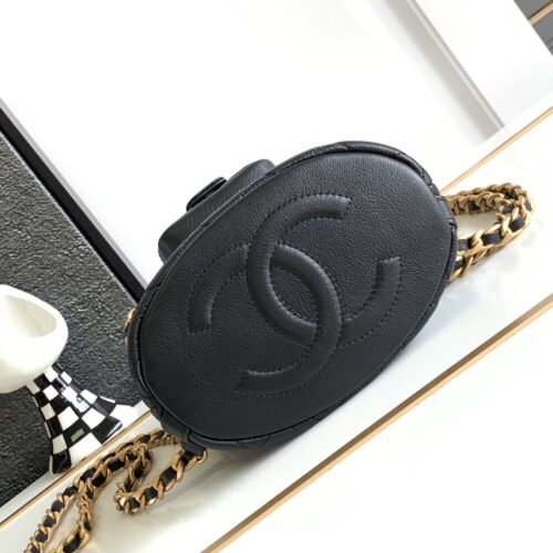 CHANEL Backpacks product photo 6
