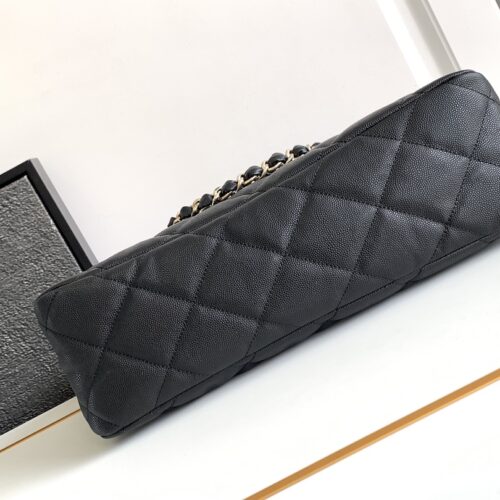 CHANEL HOBO SHOPPING BAG BIG product photo 6