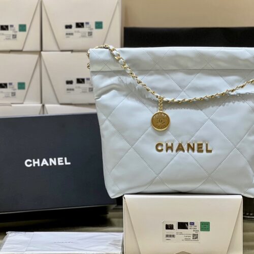 CHANEL 22 Tote Bag Small product photo 2