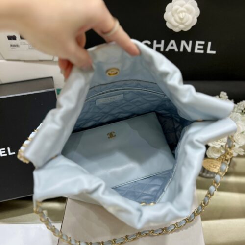 CHANEL 22 Tote Bag Small product photo 6