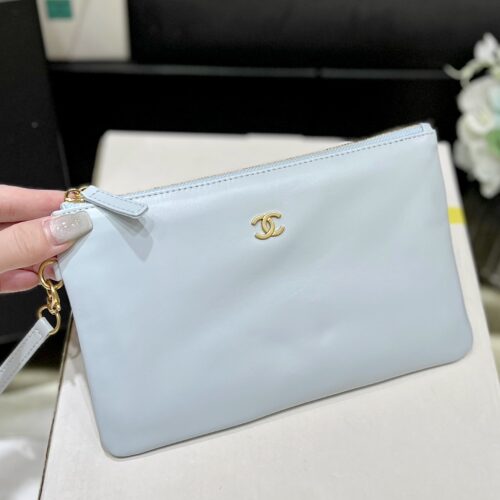 CHANEL 22 Tote Bag Small product photo 7