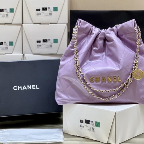 CHANEL 22 Tote Bag Big product photo 1