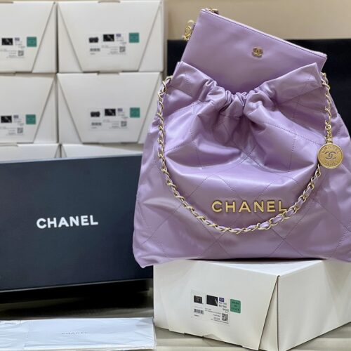 CHANEL 22 Tote Bag Big product photo 2