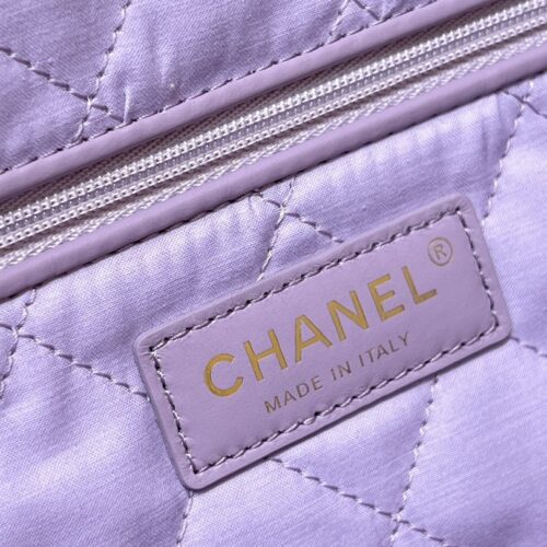 CHANEL 22 Tote Bag Big product photo 9