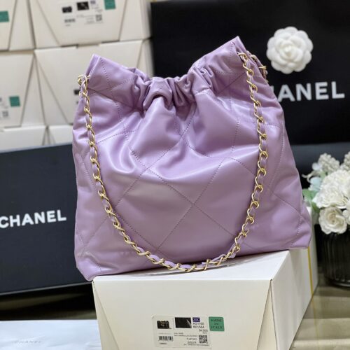 CHANEL 22 Tote Bag Small product photo 5