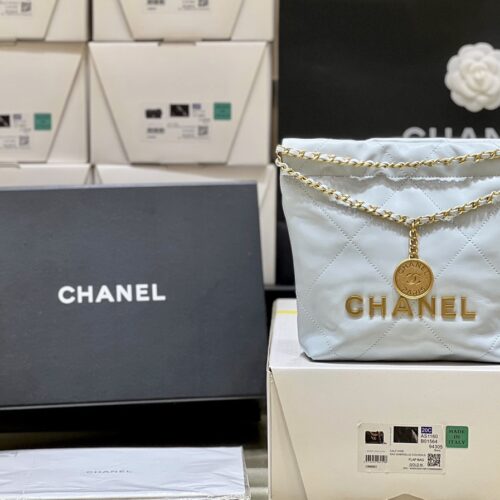 CHANEL MINI 22 BAG product photo 1