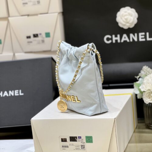 CHANEL MINI 22 BAG product photo 3