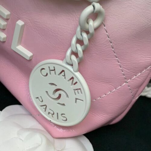 CHANEL 22 Mini Handbag product photo 2