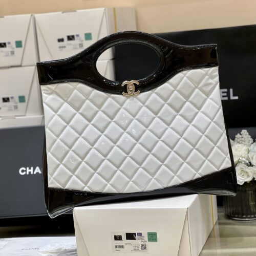CHANEL 31 Bag product photo 2