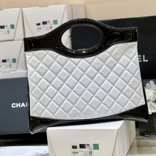 CHANEL 31 Bag product photo 4