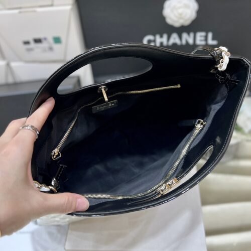 CHANEL 31 Bag product photo 5