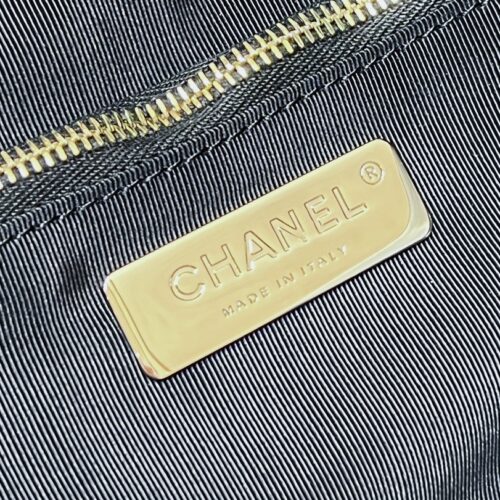 CHANEL 31 Bag product photo 6