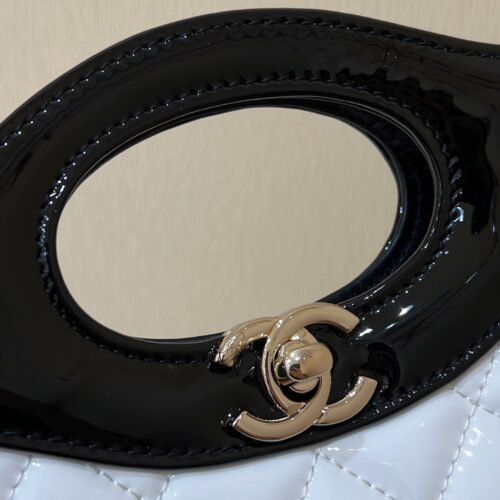 CHANEL 31 Mini Bag product photo 6