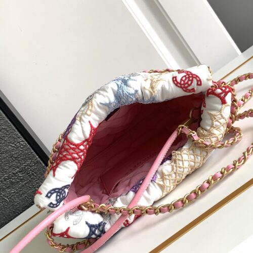 CHANEL MINI 22BAG product photo 7