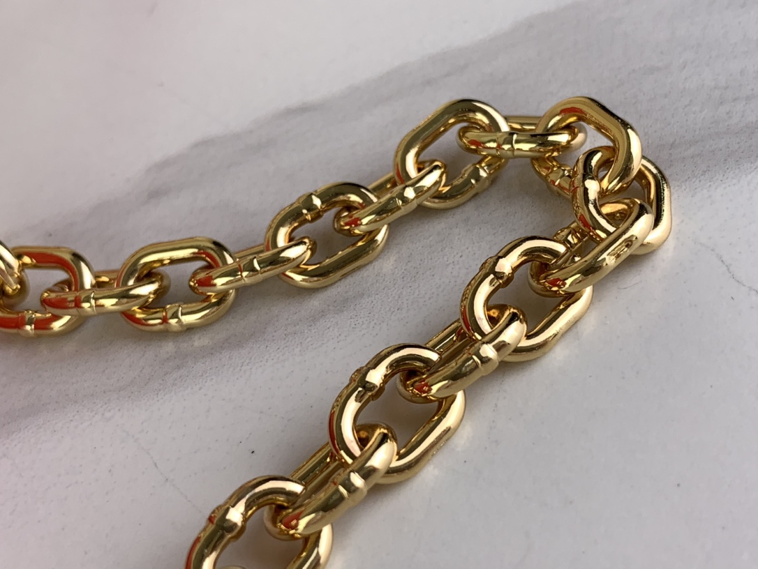 High Quality Luxury Louis Vuitton Twist West Bag product detail