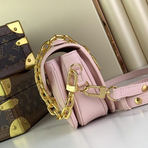 Louis Vuitton Metis East West product photo 7