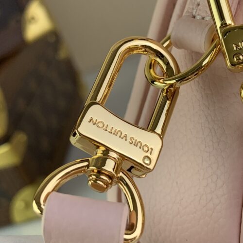 Louis Vuitton Metis East West product photo 3