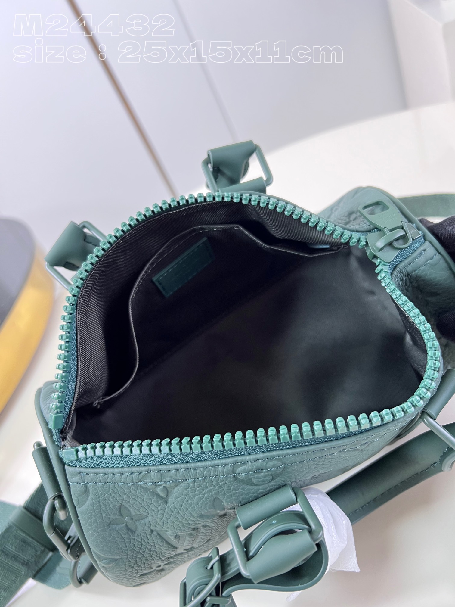 High Quality Luxury Louis Vuitton Keepall product detail